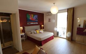 Toledo Boutique Studio Apartments